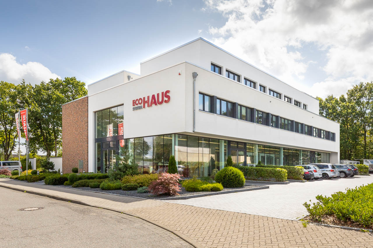 ECO System HAUS - unsere Firmenzentrale in Neumünster.